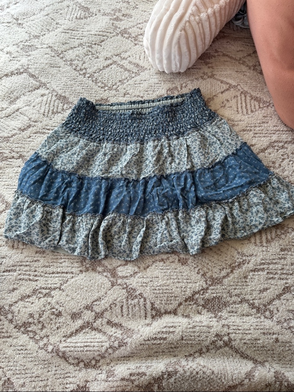 American Eagle Smocked Tiered Mini Skirt Blue Floral Cottagecore Coquette Size S